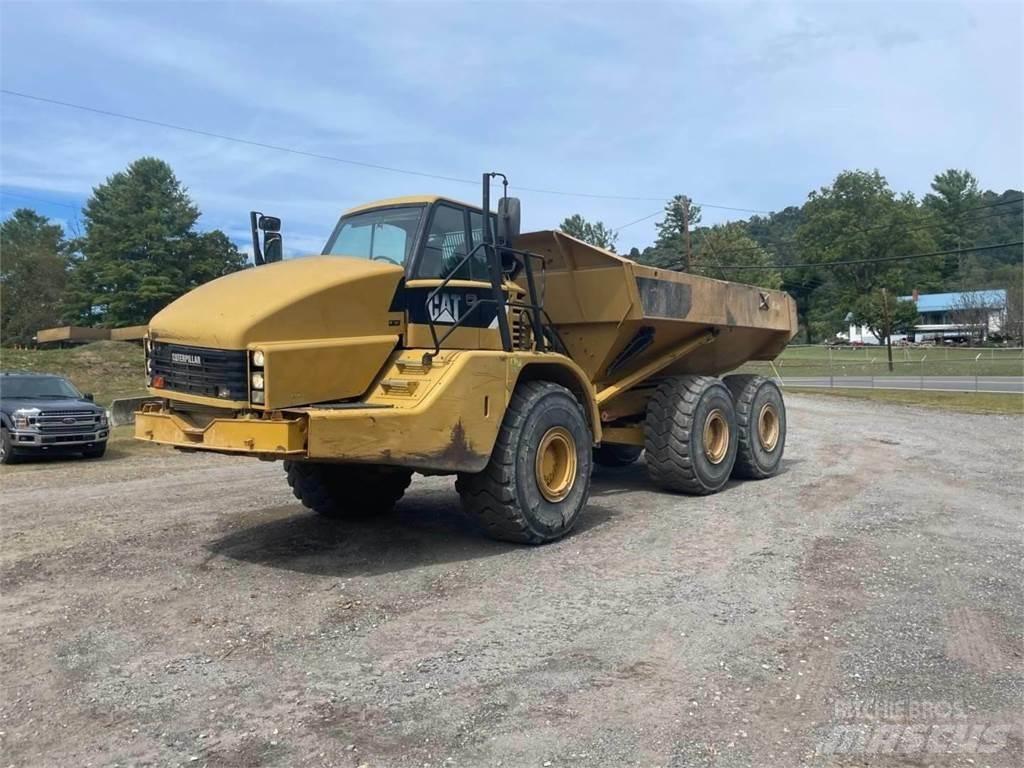 CAT 740 铰接式自卸车