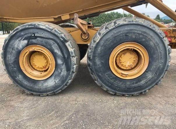 CAT 740 铰接式自卸车