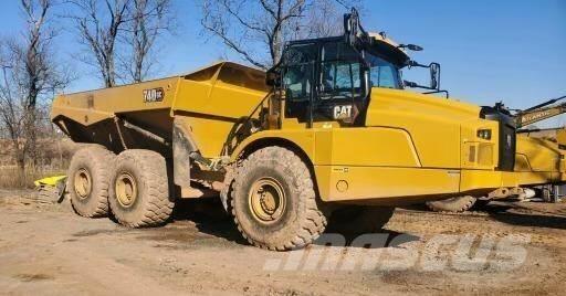 CAT 740GC 铰接式自卸车
