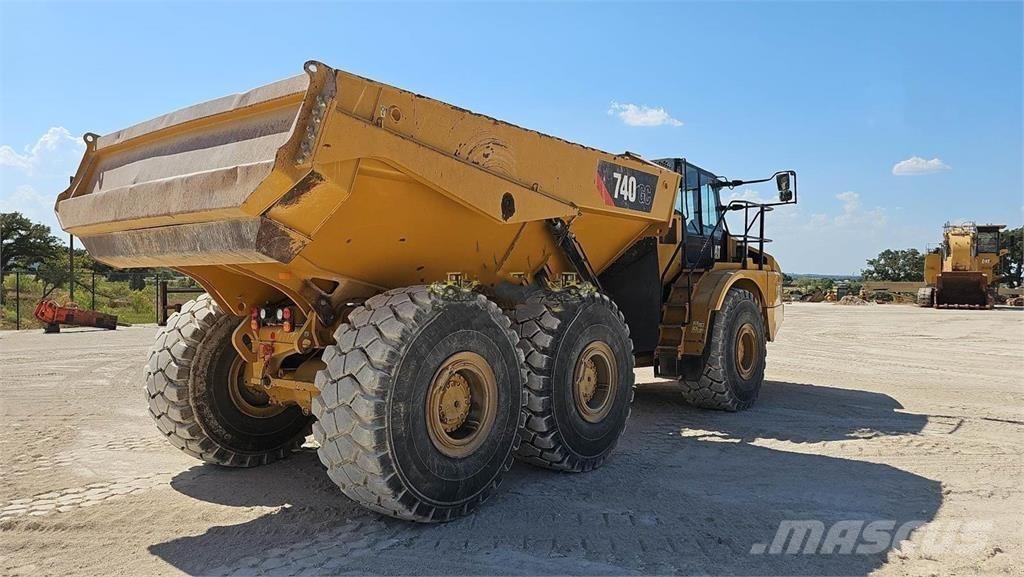 CAT 740GC 铰接式自卸车