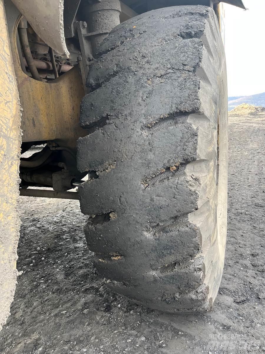 CAT 773B 铰接式自卸车