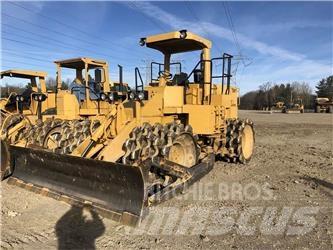 CAT 815B 土壤压实机