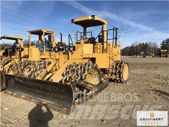 CAT 815B 土壤压实机