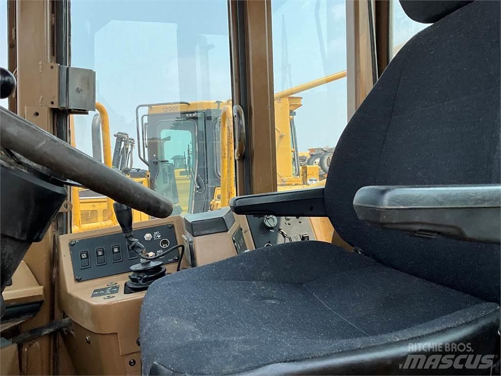 CAT 815F 土壤压实机