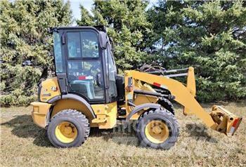 CAT 903D 轮式装载机