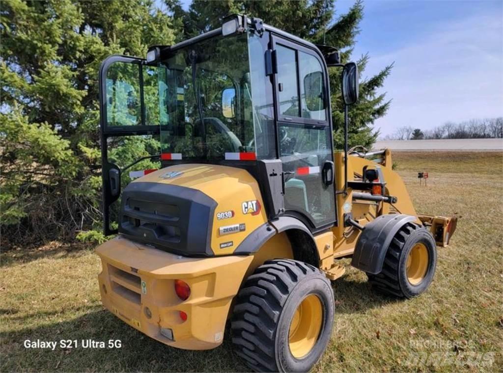 CAT 903D 轮式装载机