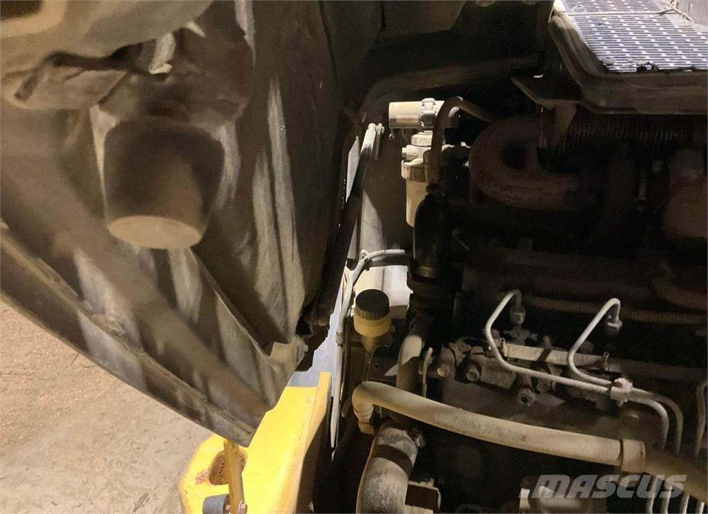 CAT 906H 轮式装载机