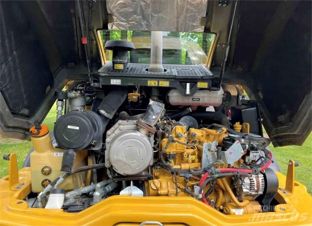 CAT 908M 轮式装载机