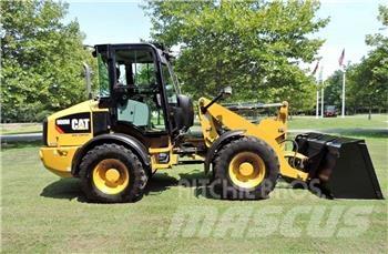 CAT 908M 轮式装载机