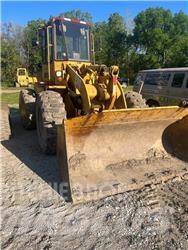 CAT 916 轮式装载机