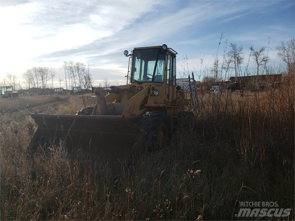 CAT 916 轮式装载机