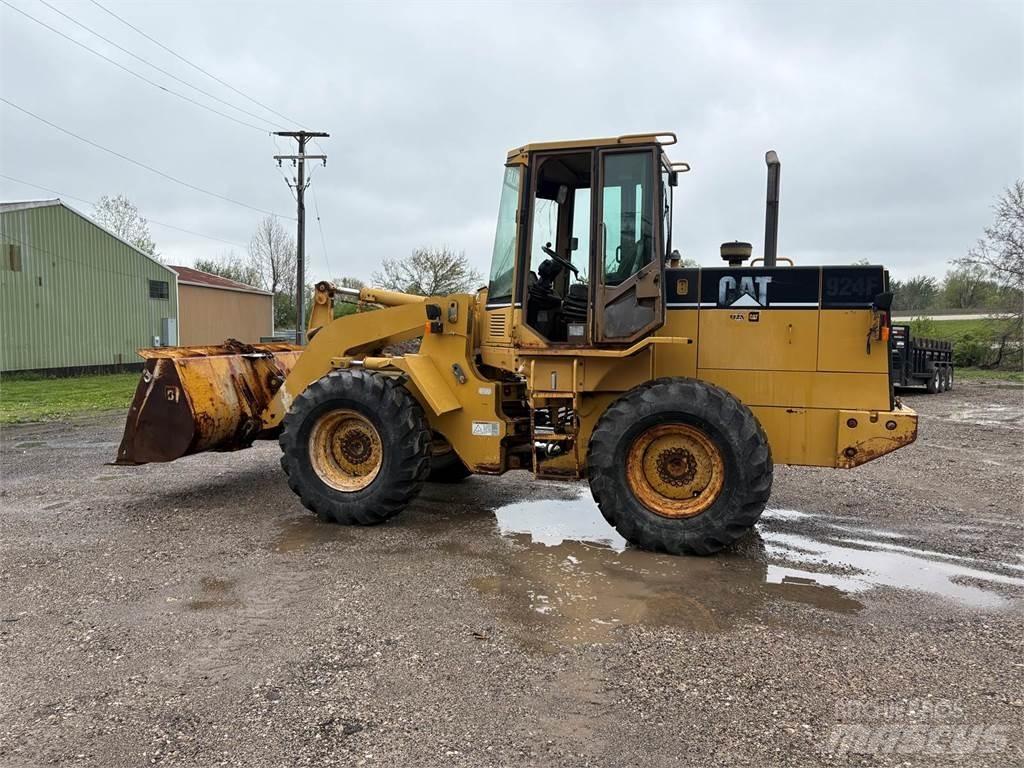 CAT 924F 轮式装载机