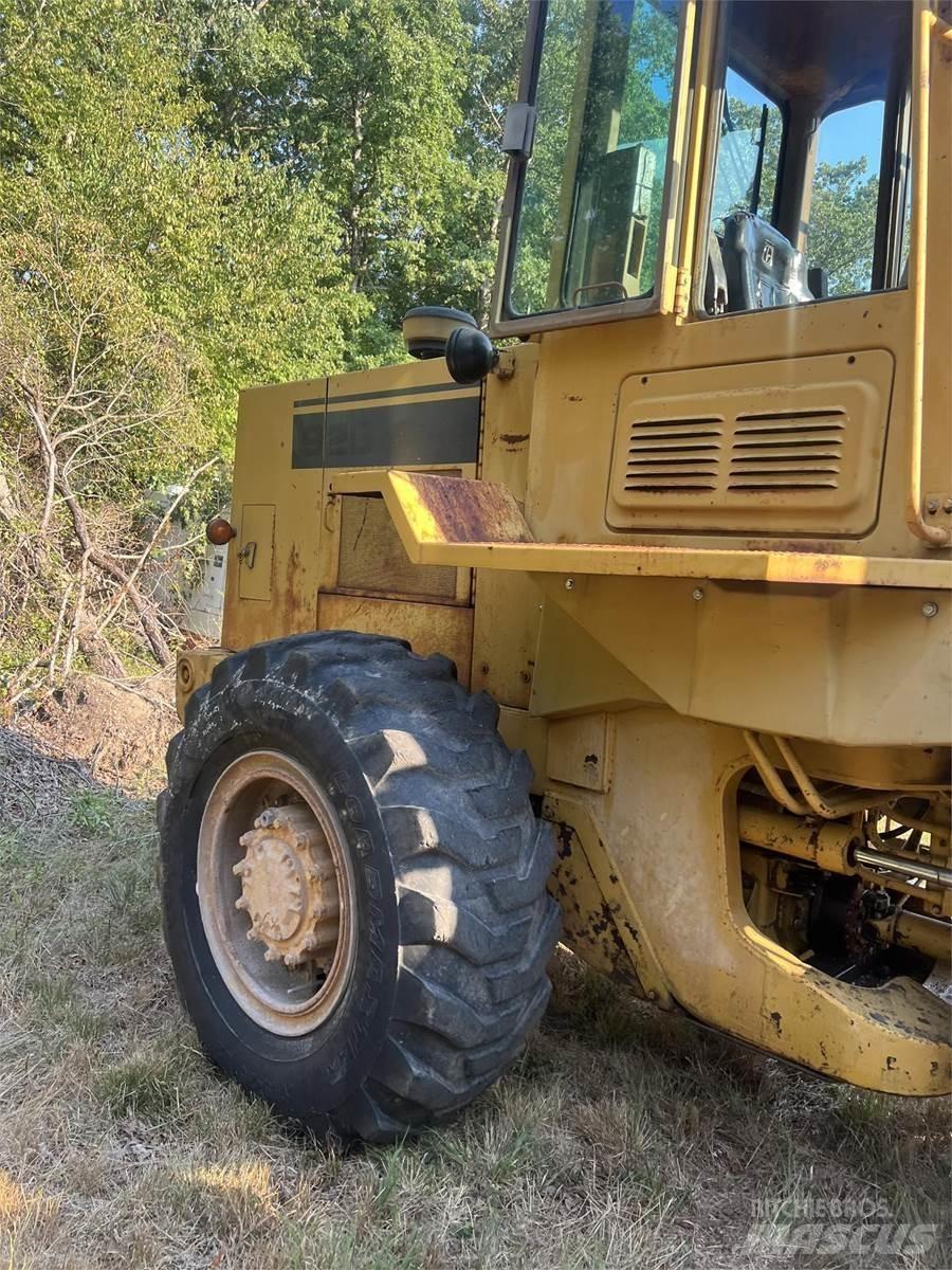 CAT 926 轮式装载机