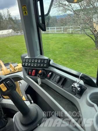 CAT 926M 轮式装载机