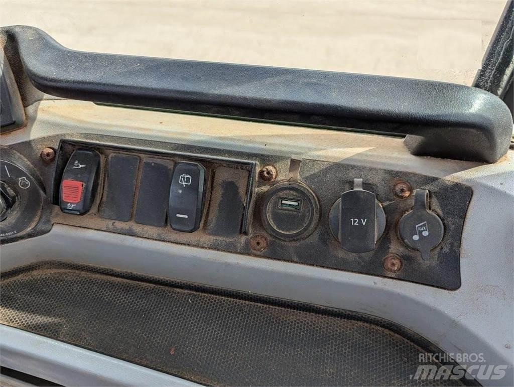 CAT 926M 轮式装载机