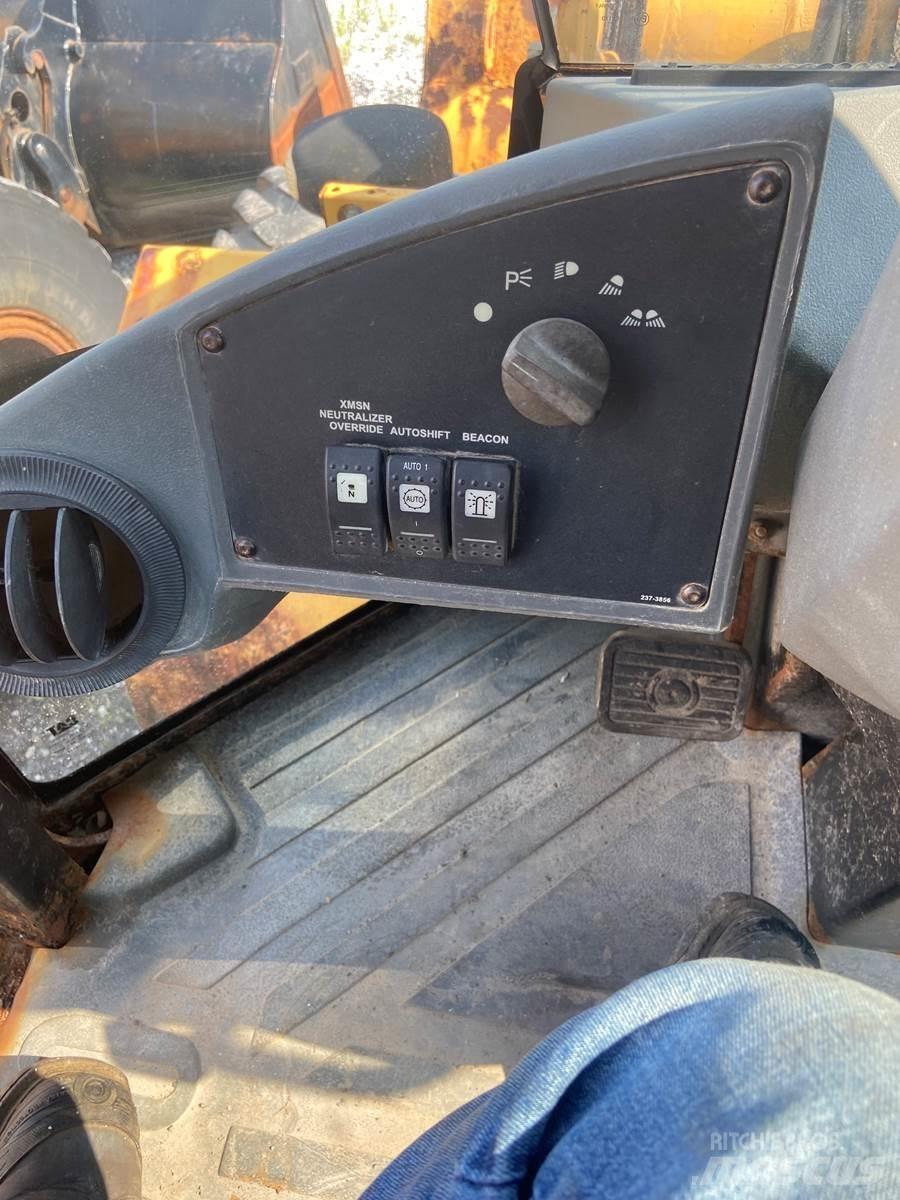CAT 930G 轮式装载机