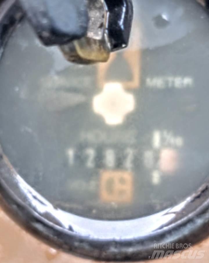 CAT 936E 轮式装载机