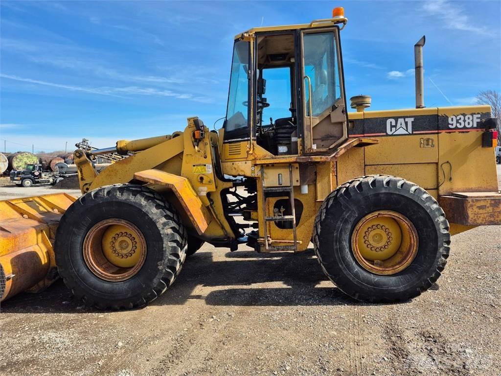 CAT 938F 轮式装载机