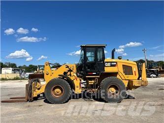 CAT 938M 轮式装载机