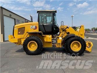 CAT 938M 轮式装载机