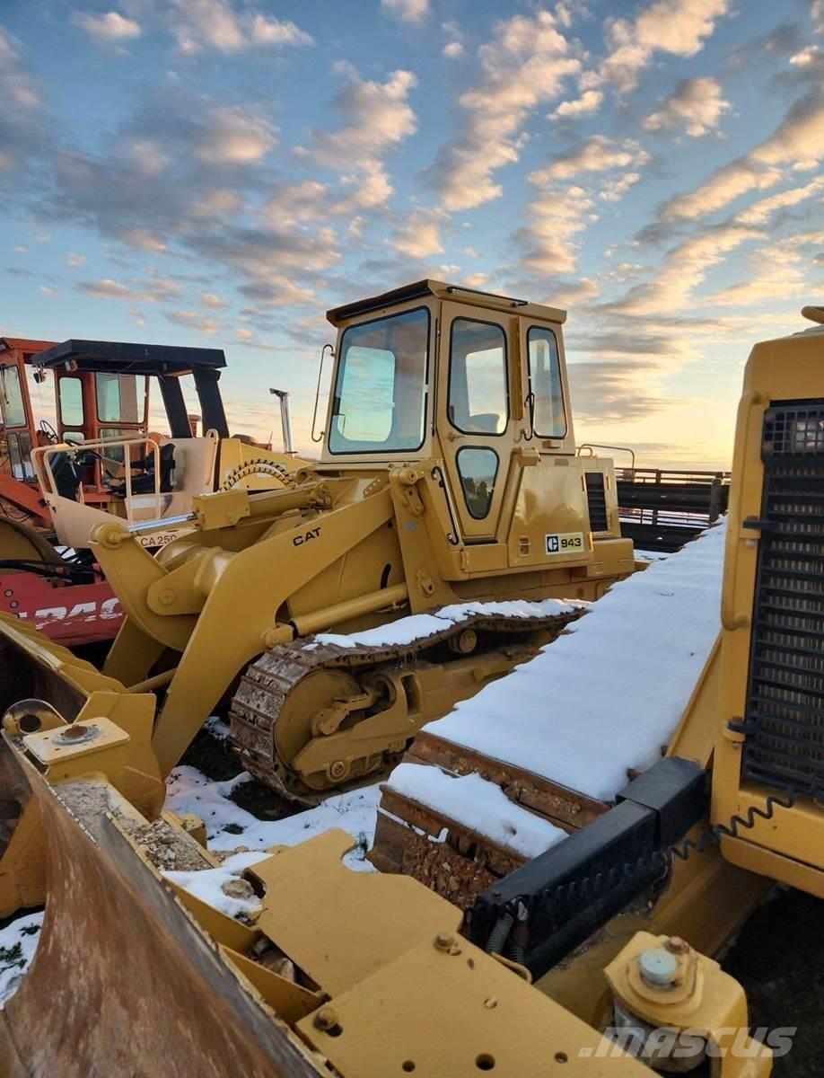 CAT 943 履带式装载机