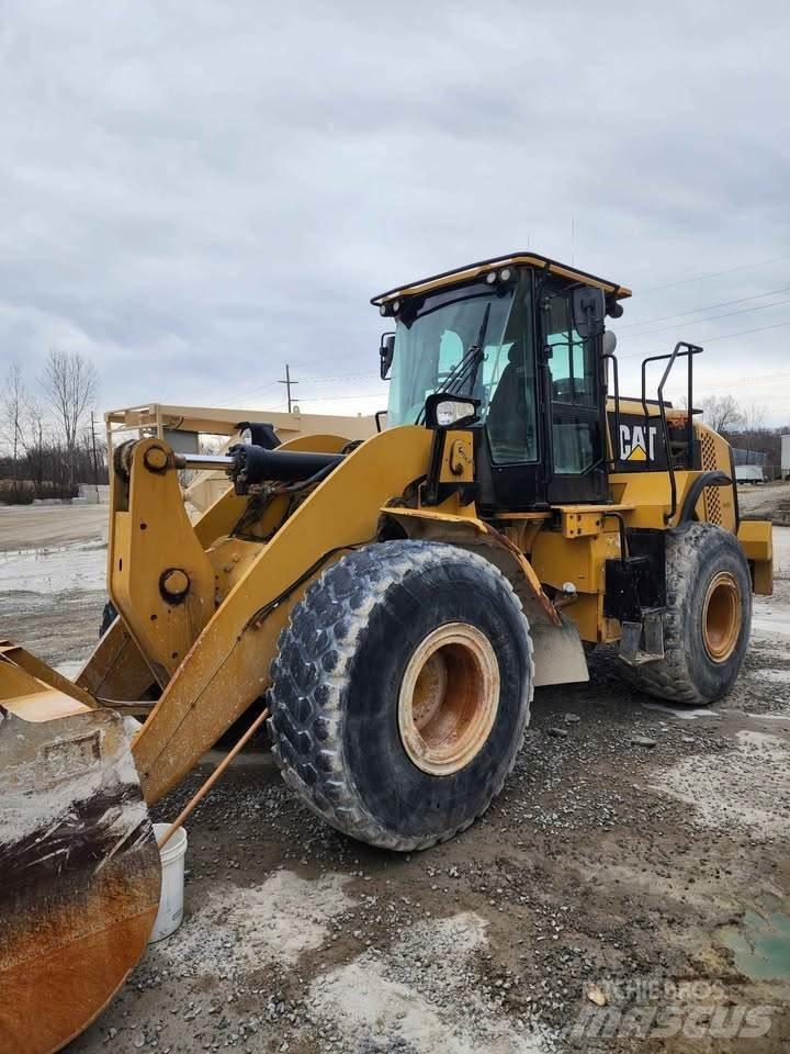 CAT 950M 轮式装载机