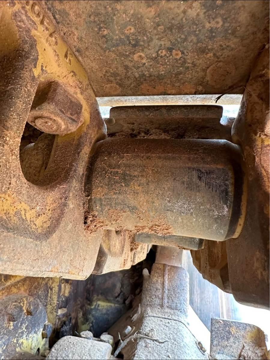 CAT 963 履带式装载机