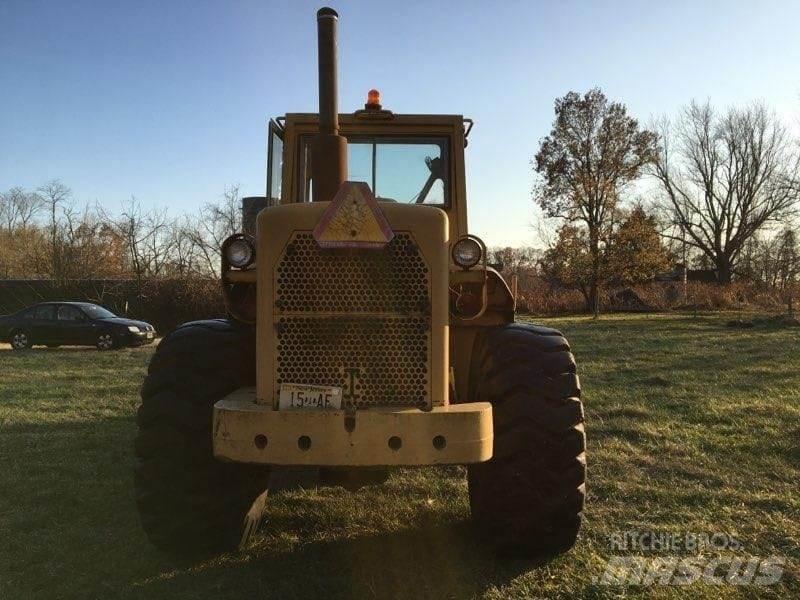 CAT 966 轮式装载机