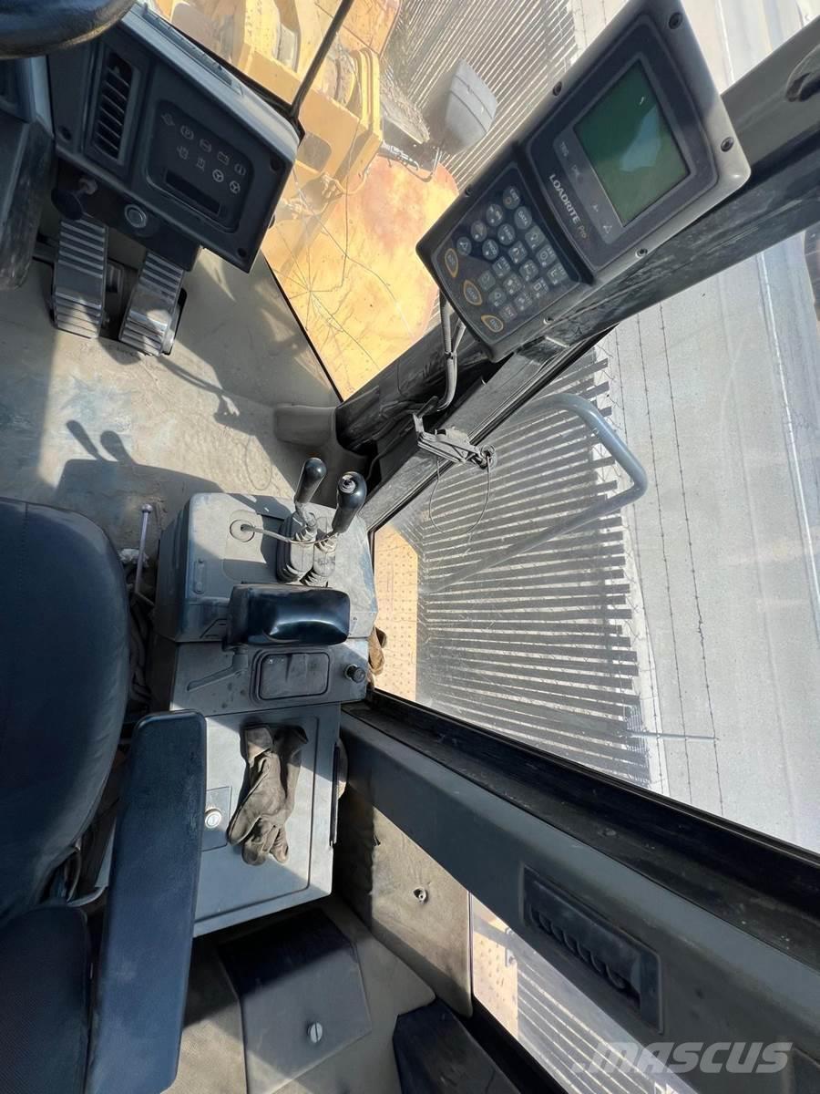 CAT 966G 轮式装载机