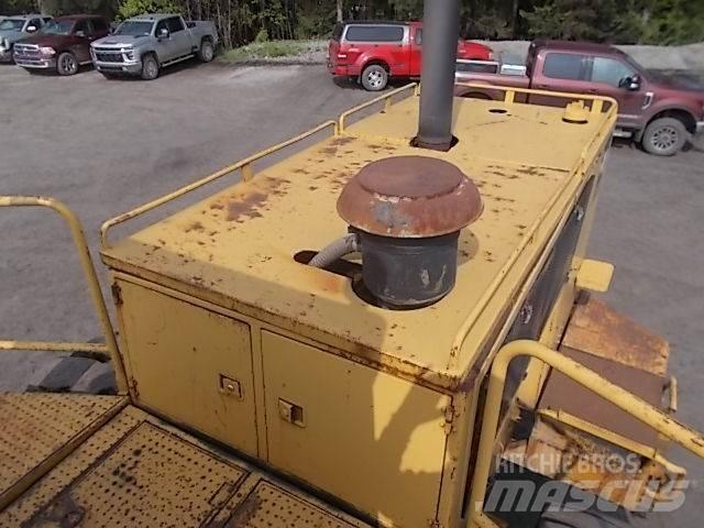 CAT 988B 轮式装载机