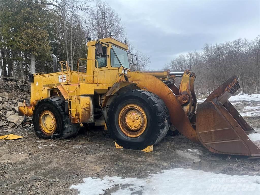 CAT 988B 轮式装载机
