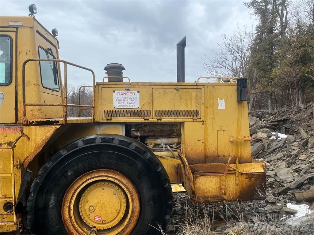 CAT 988B 轮式装载机