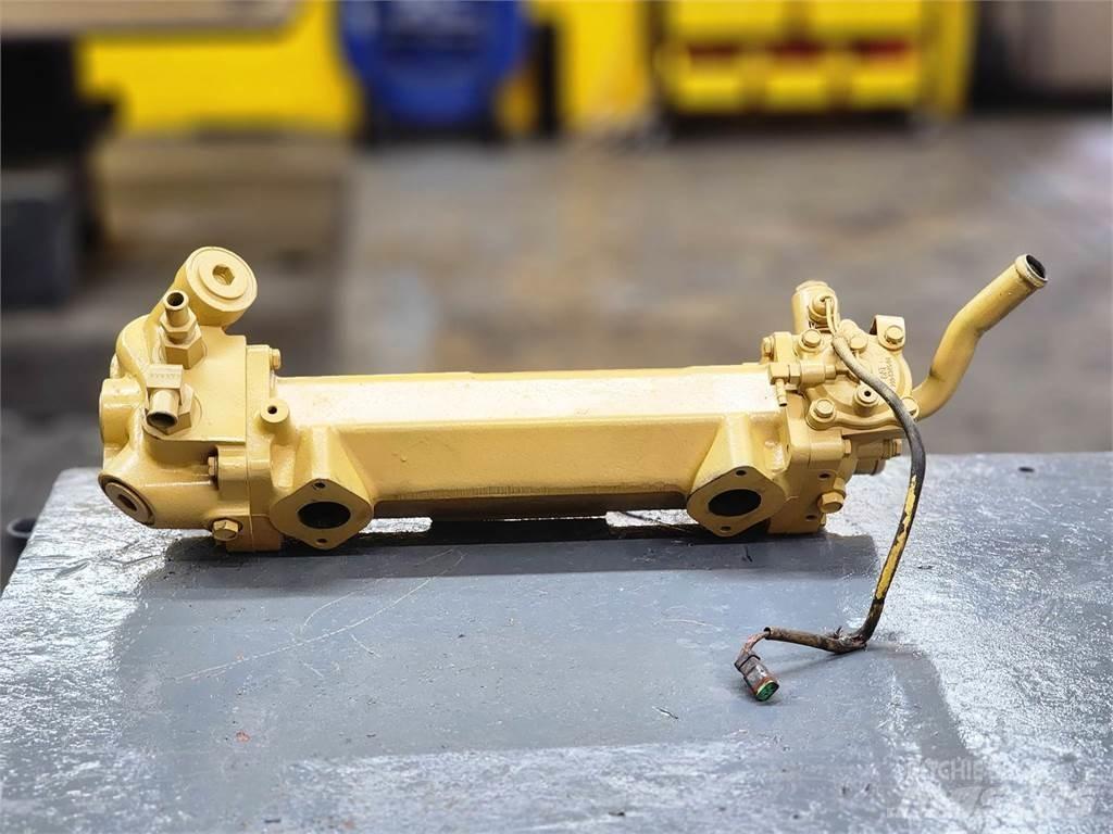 CAT C13 发动机