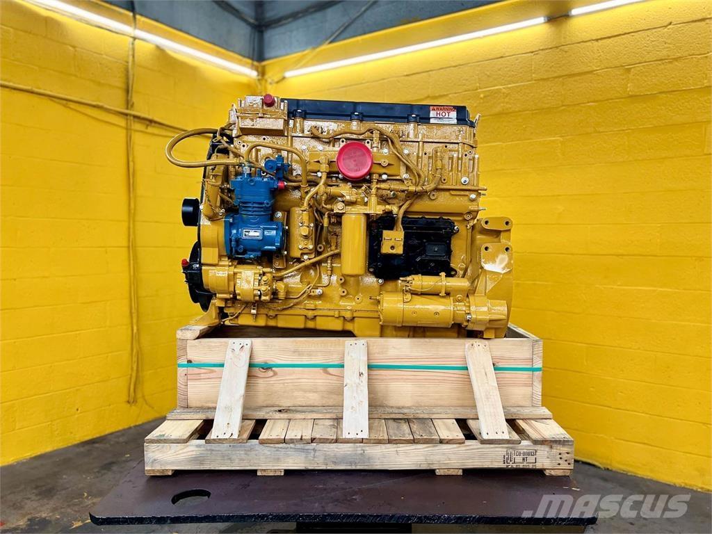 CAT C13 发动机