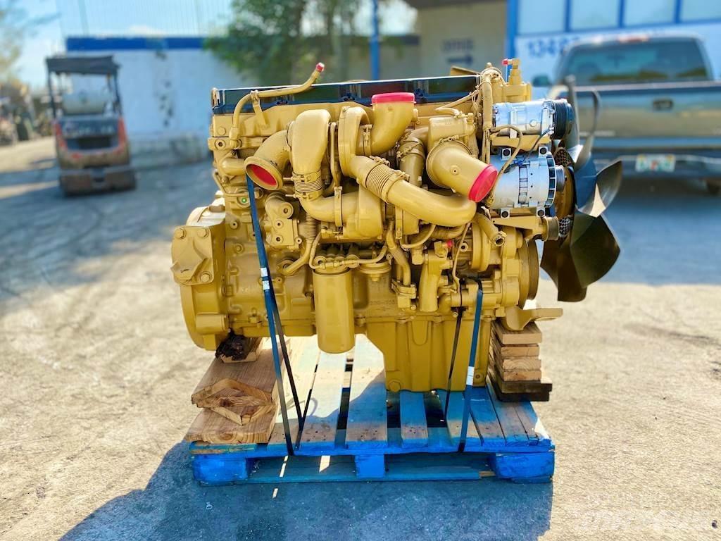 CAT C13 发动机