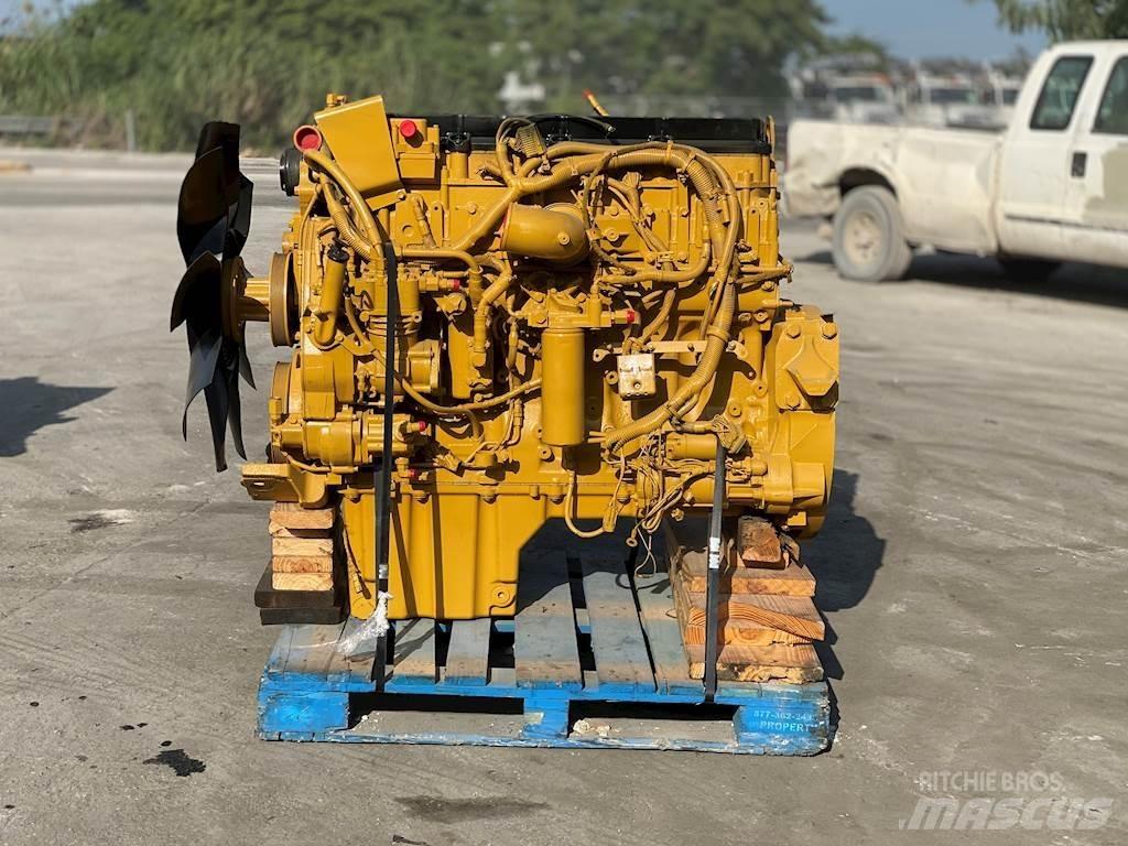 CAT C13 发动机