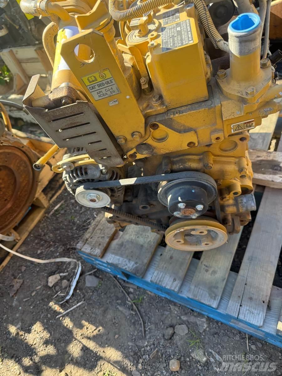 CAT C3.3B 发动机