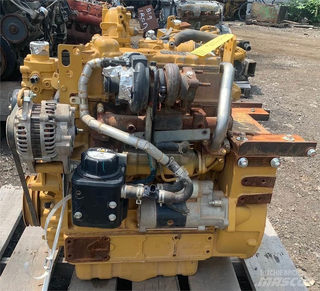 CAT C3.8 发动机