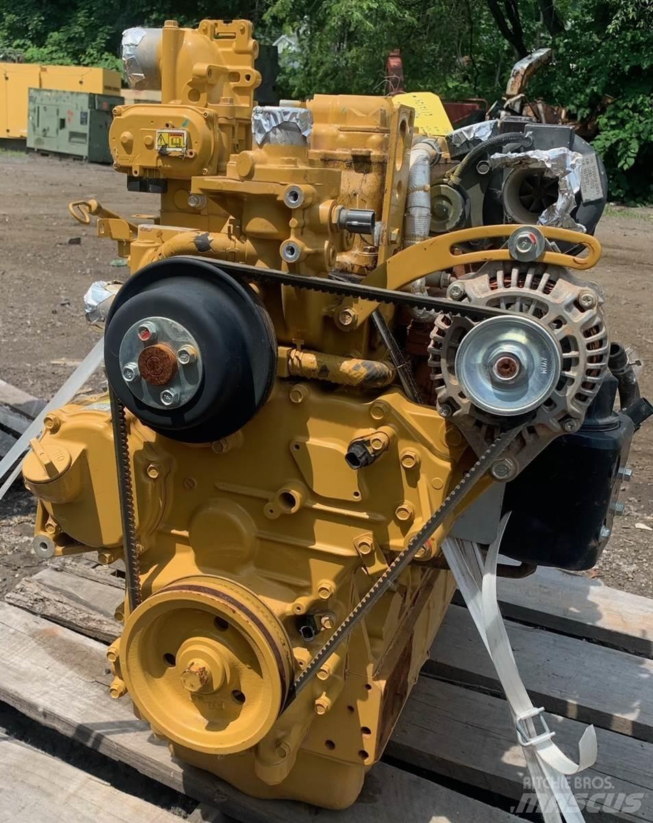 CAT C3.8 发动机