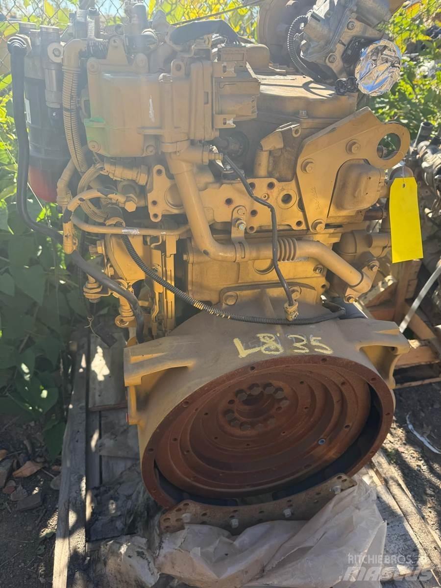 CAT C4.4 发动机