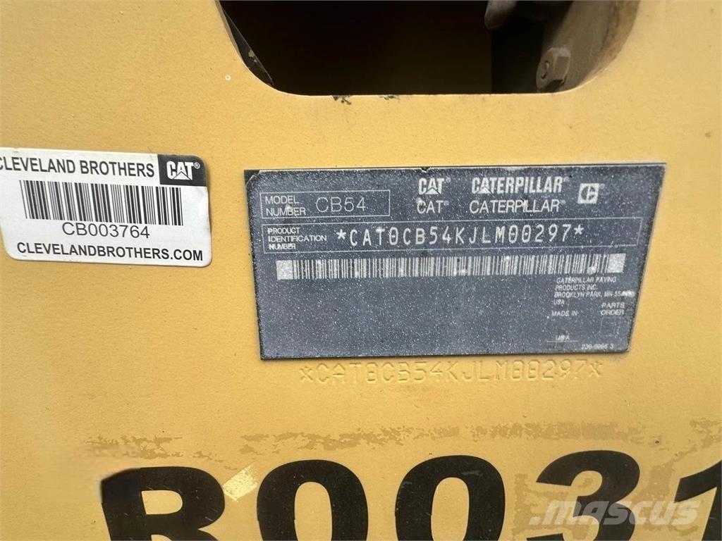 CAT CB54 单轮压路机