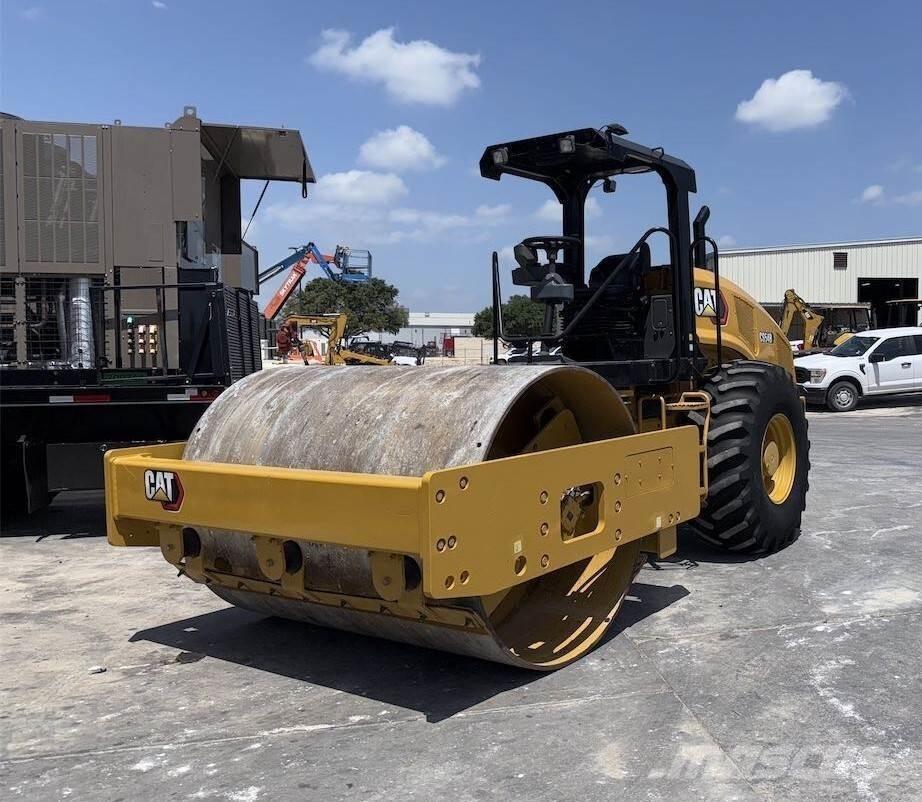 CAT CS54B 单轮压路机