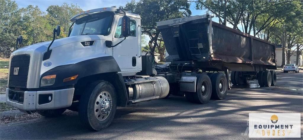 CAT CT660S 牵引车