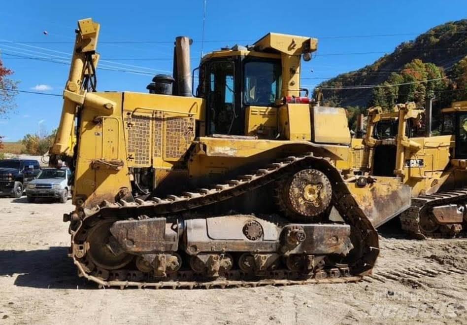 CAT D10T 履带式推土机
