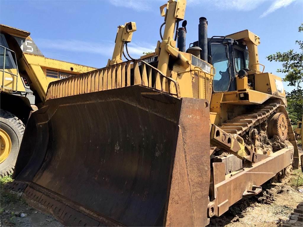 CAT D10T 履带式推土机