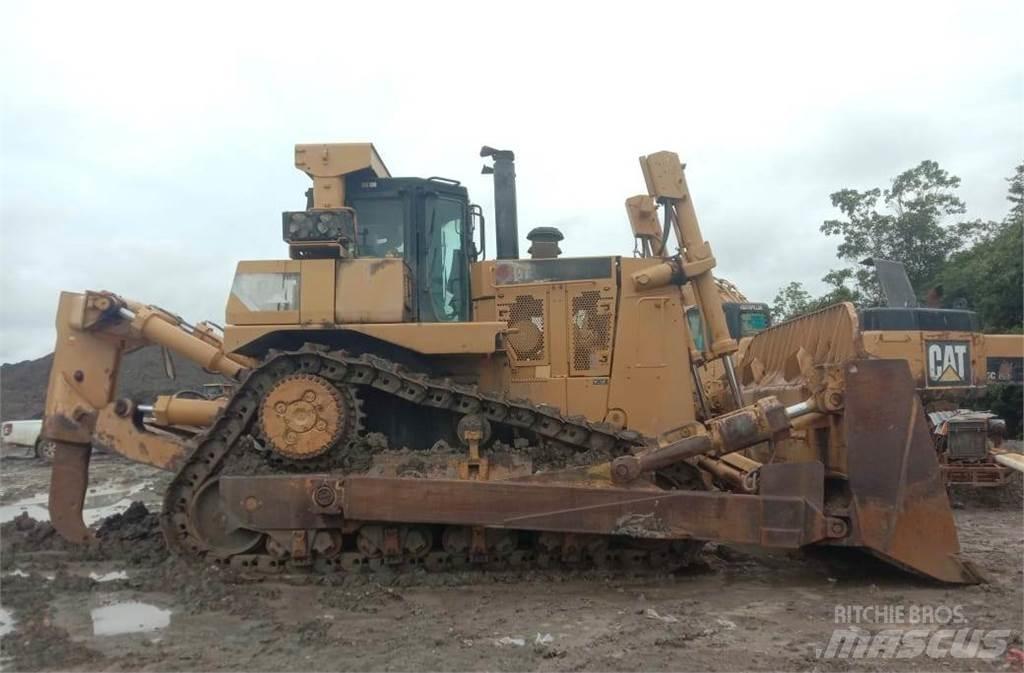 CAT D10T 履带式推土机