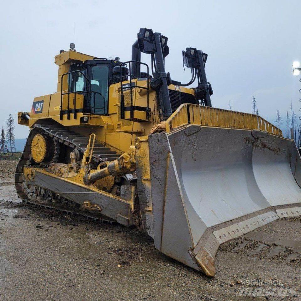 CAT D10T 履带式推土机