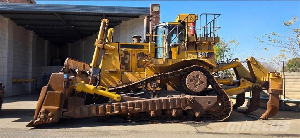 CAT D10T 履带式推土机