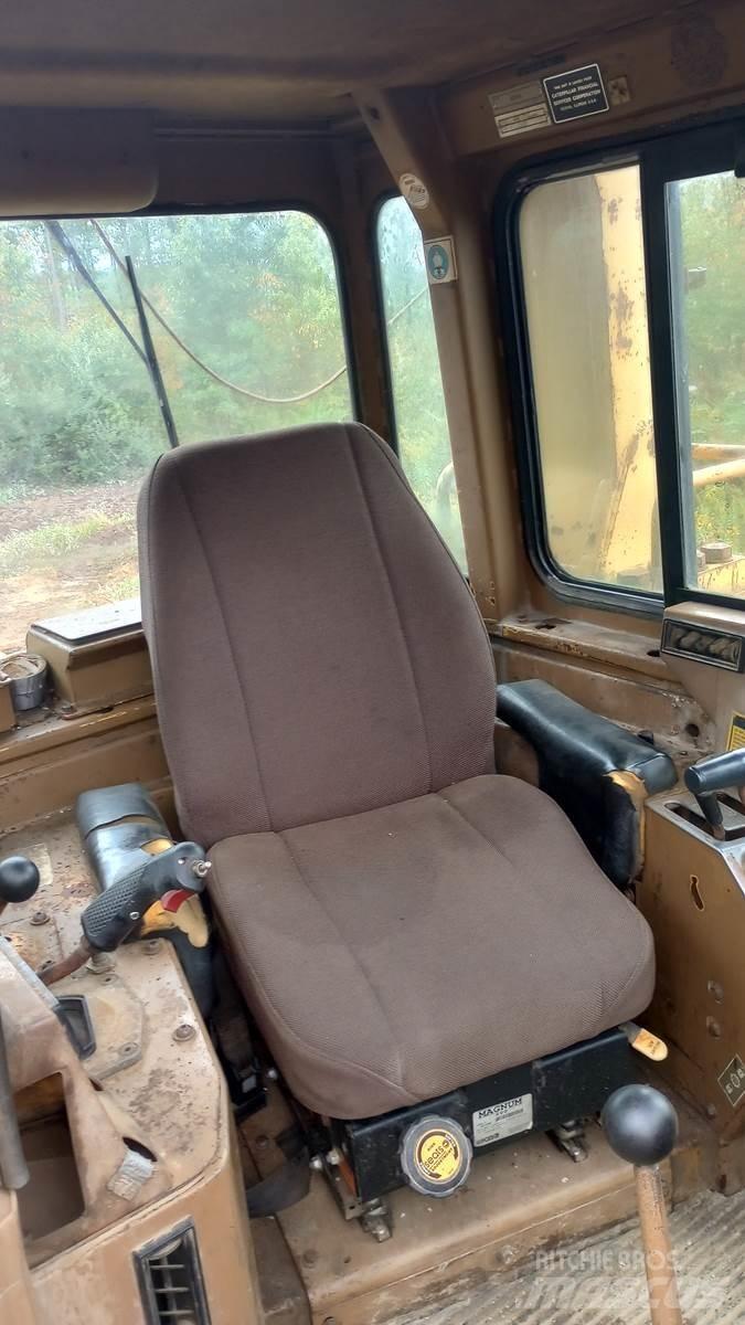 CAT D11N 履带式推土机