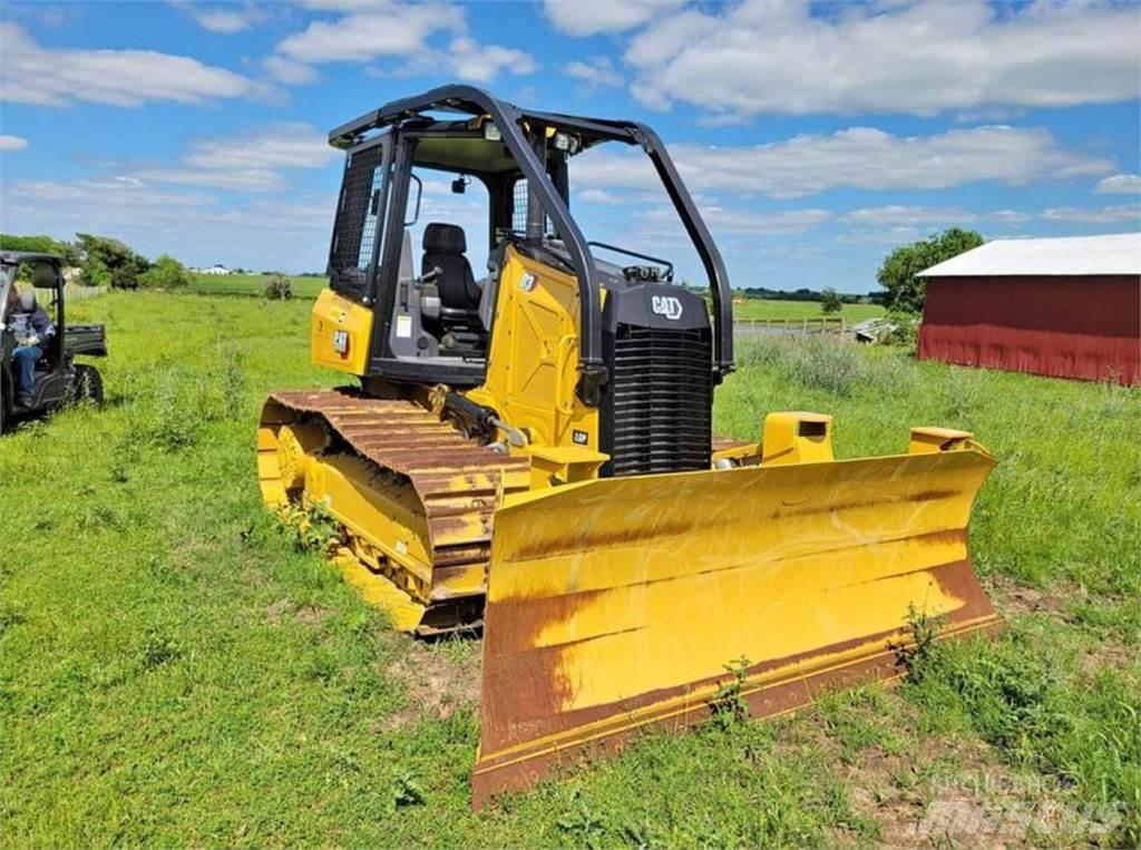 CAT D3 履带式推土机